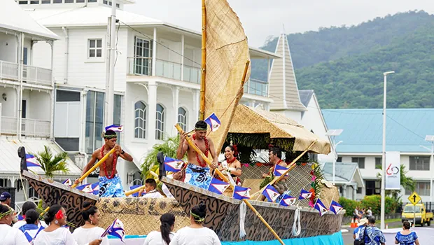 Miss American Samoa Kauhani Mea’alofa Teisa Fuimaono during float parade