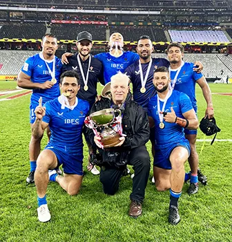 Barry with the Manu and trophy