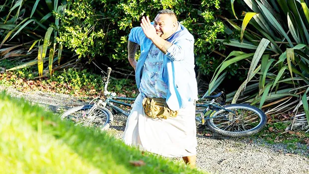 Tofiga Fepulea'i is the PI wannabe P.I. Bob Titilo in Take Home Pay.