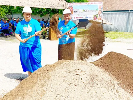 Mother and daughter Ivona and Puni Silivelio 