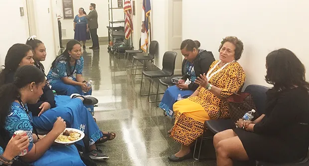 Congresswoman Uifa’atali Amata talking with Close Up students