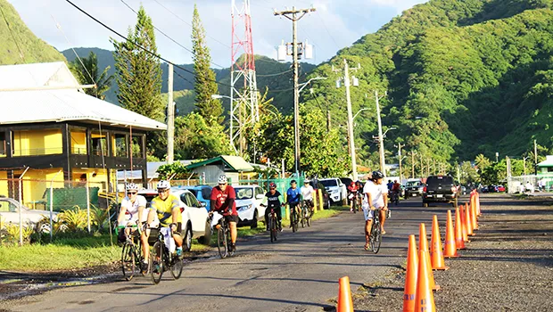 Cyclists making their rounds at Lions Park