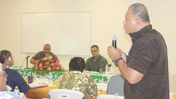 Health director Motusa Tuileama Nua speaking at cabinet meeting