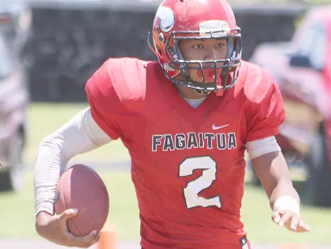 Steven Fiso returning a punt