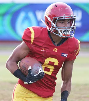 Isaiah Gurr of the Tafuna Warriors taking this one downfield for