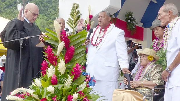 Chief Justice Lealaialoa Michael Kruse (far left) presides over the swearing in of the new governor, Lemanu Peleti Palepoi Sialega Mauga (third from left)