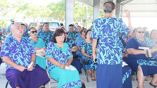 Gov. Lolo Matalasi Moliga with school principals
