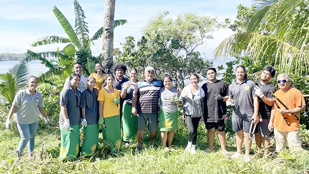 Leone Pule Nu’u, Ropati Opa with LHS volunteers