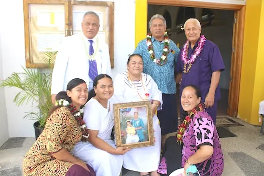 Mua family with Leone High Chief