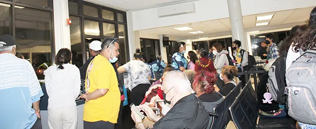 HAL passengers during flight delay