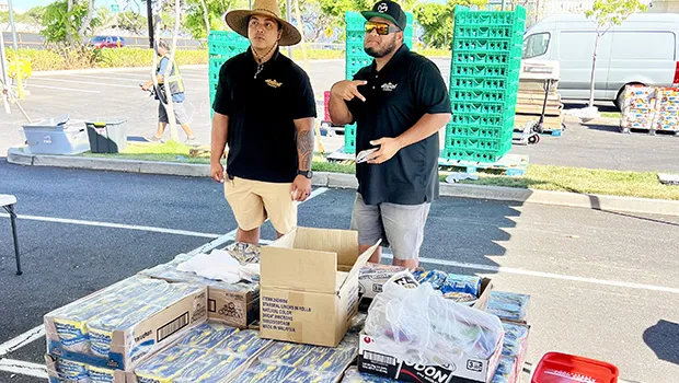 Hawaii Tours staffers