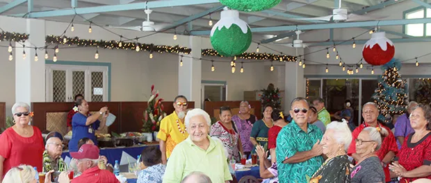Knee replacement patients standing