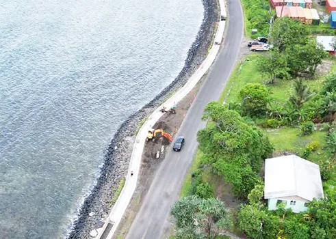 Leloaloa sidewalk