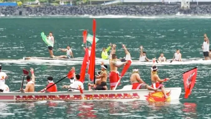 Congratulating the Manulele Tausala