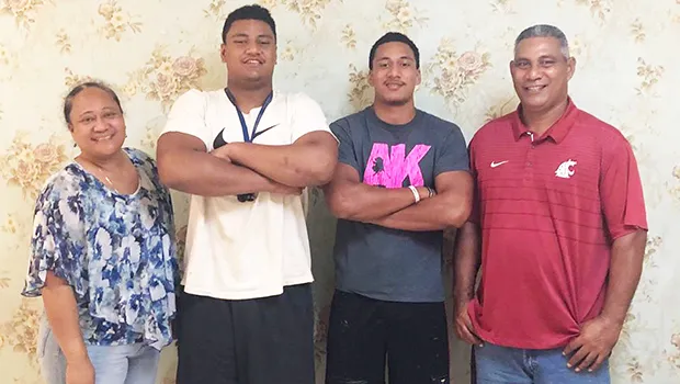 Francis, Francisco with their parents Telesia and Fa’alialia Mauigo