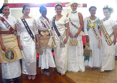Miss Pacific Islands along with the 2018 contestants