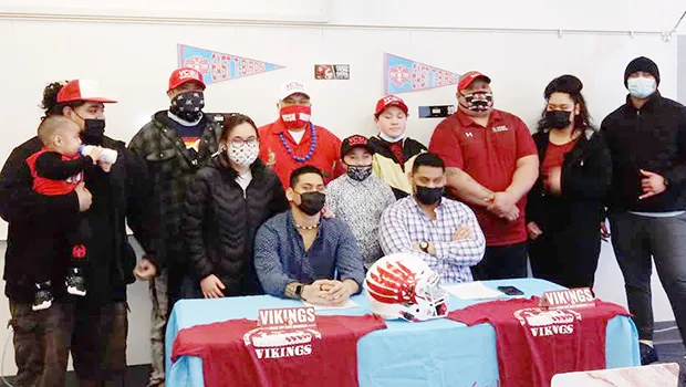 Mageo Twins official Signing Day yesterday morning with family