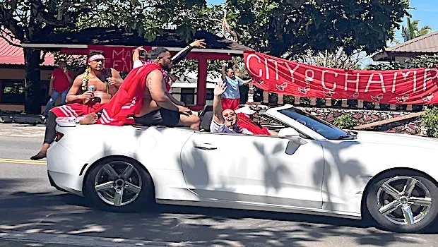 Nuuuli village celebrates
