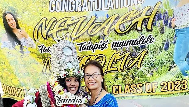 Mrs. Taiapisinuumalolo Sipili Togia’i (right) and her granddaughter Nevaeh Taiapisinuumalolo Nuusolia