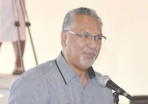 Governor Pulaali'i Nikolao Pula 