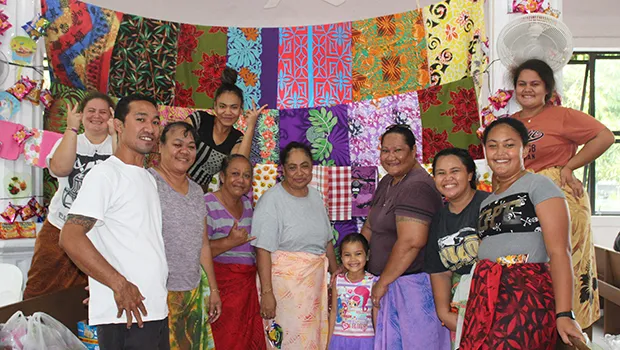 family members decorating for  “Po o Moli” or “Night of Lights” 
