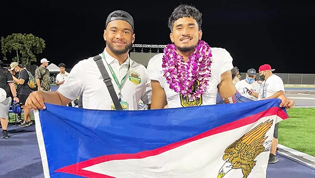 Oakie Salave’a with Tua Tagovailoa