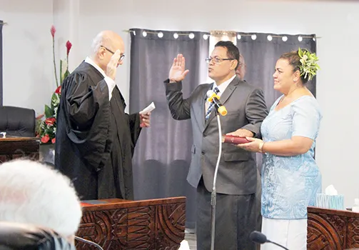 Olo and Heavenly Letuli with Chief Justice