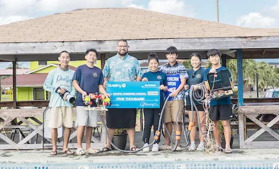 Bluesky sponsors Pacific Horizons School at 2024 Rov Mate World Championships