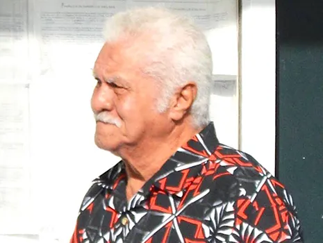 Taxi driver, Pitone Sivatia