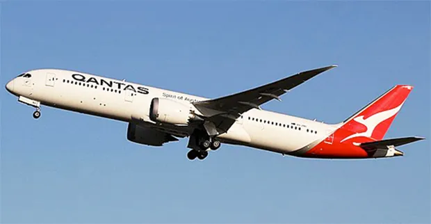Quantas plane in flight