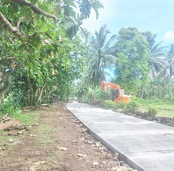 Golf Course road