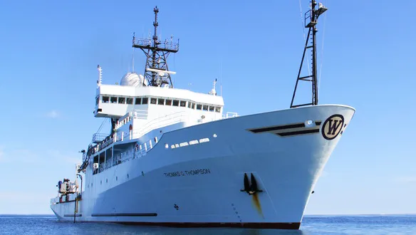 RV Thomas G. Thompson