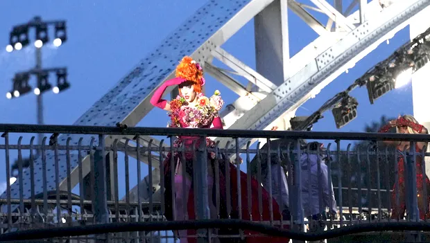 A drag queen in the scene