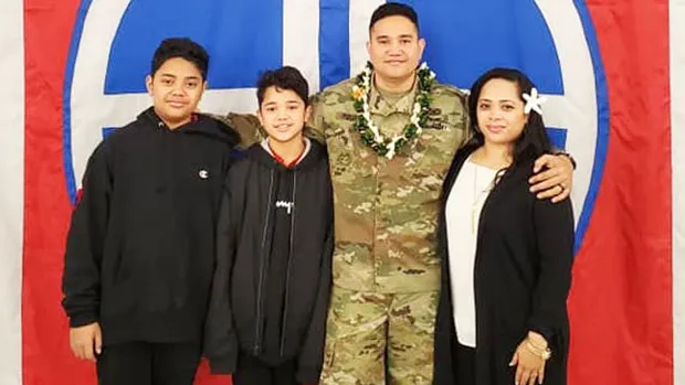 SFC/E7 Christopher Fielding with family