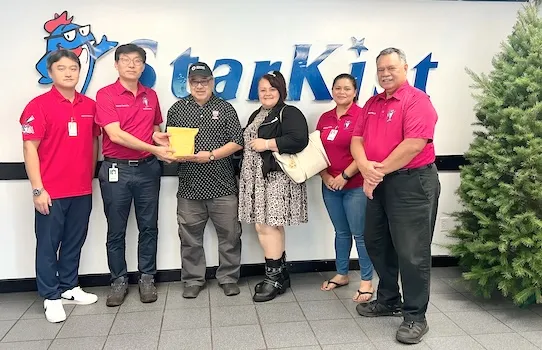 STARKIST EMPLOYEES DONATE TO RED CROSS