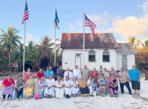 Swains islanders on swains island