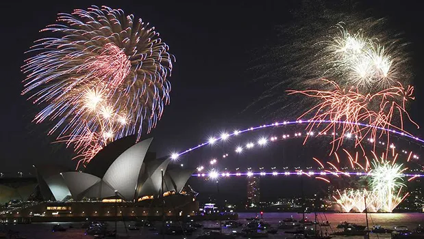 Fireworks over Sydney Harbor at 12 midnight, 2022