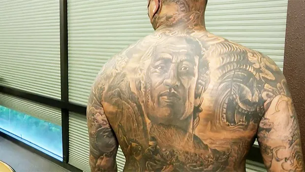  “Battle of Nuuanu,” a painting by the late Herb Kane model for tattoo