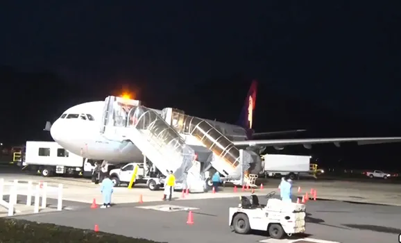 Hawaiian Airlines plane at PPG
