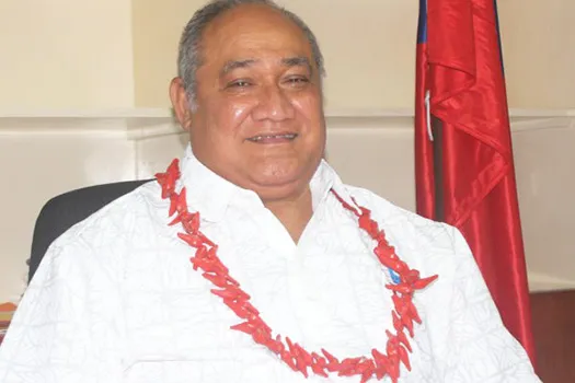 Samoa Minister for Revenue, Tialavea Tionisio Hunt 