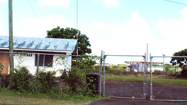 Photo of locked gate at Toa Taxi stand