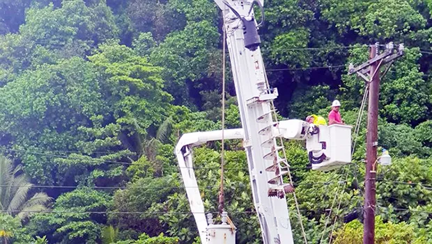 ASPA linemen replacing transformer