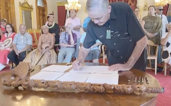 Tuurama Ariki Declaration signing