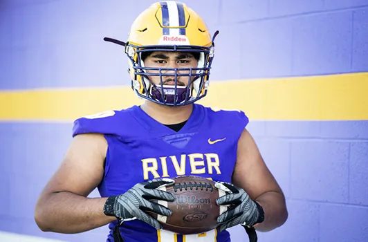  Tyrehl Vaivao, a senior at Columbia River