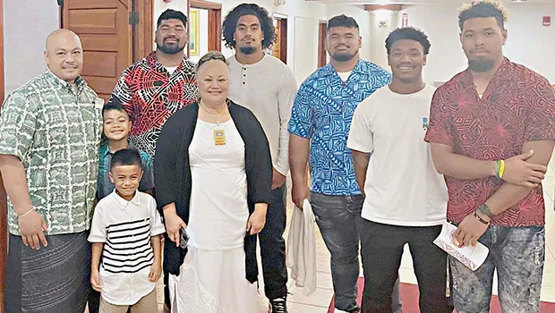 UH RB Coach, Keikiokalani Misipeka,Blessman Ta’ala, Penei Stowers Pavihi, Maurice Ta’ala, and Steven Fiso