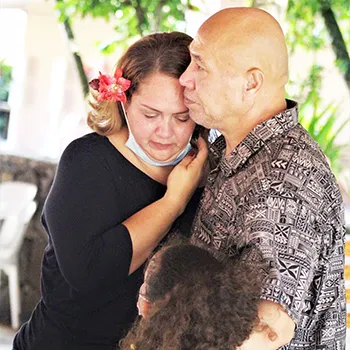  Tauese Va’a Sunia with tausi Beverly and daughter