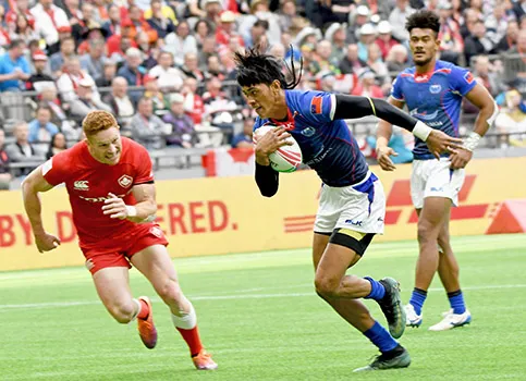 Manu Samoa’s John Vaili scores his second try vs Canada,