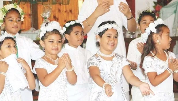 WHITE SUNDAY CHILDREN