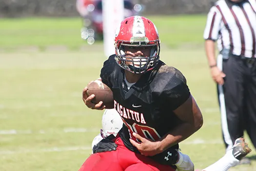 Faga’itua Vikings quarterback, Advent Migi