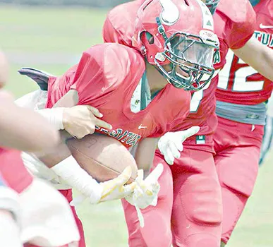 Michael Pitone of the Vikings returning an interception 